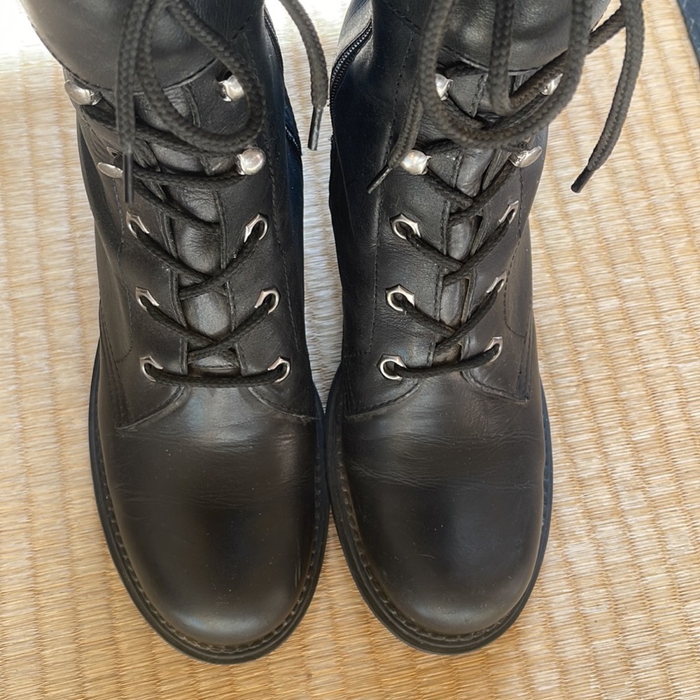 ๐ REAL LEATHER Moto Boots 2โ heel - Picture 2 of 10